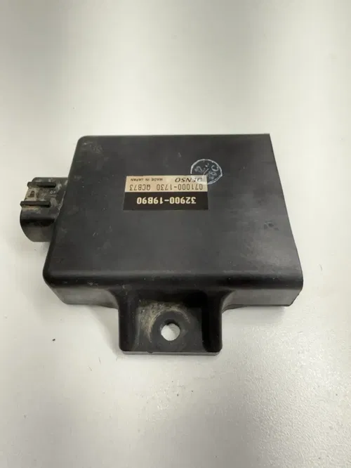 1999-2002 Suzuki Quadrunner 250 Oem Ignition Igniter Control Box Module Unit Cdi