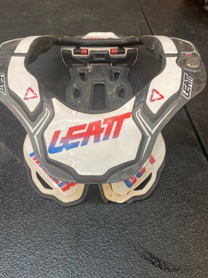 Leatt Protective - Size S