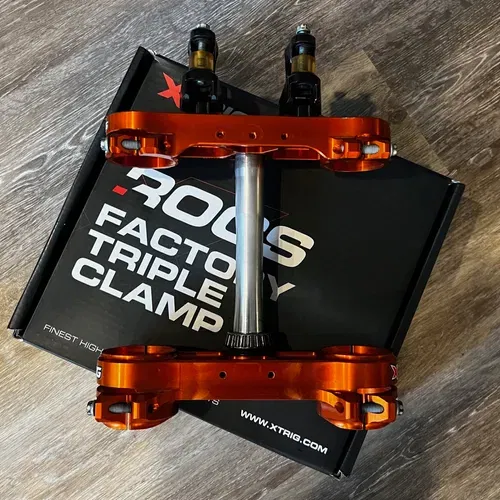 人気アイテム Xtrig ROCS Tech Triple Clamps PHDS Mounts KTM 2013-2022 パーツ
