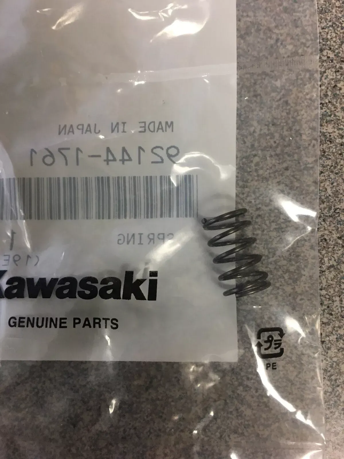 最も完璧な Kawasaki OEM Genuine Oil Filter Cover Spring KX 250 450 名探偵コナンカードゲーム