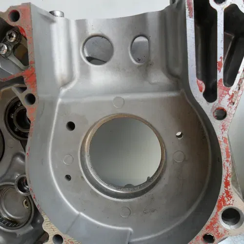 09 Kawasaki KX250F Engine Case Set Left Right