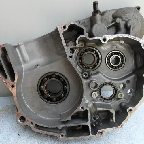 09 Kawasaki KX250F Engine Case Set Left Right