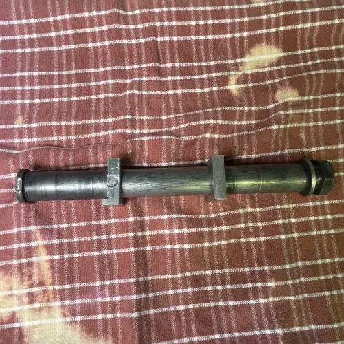 Yamaha Rear Axle