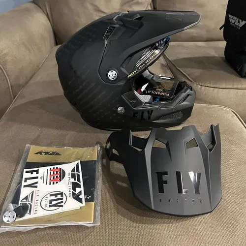 Fly Racing Formula Carbon Helmet. Size:Large