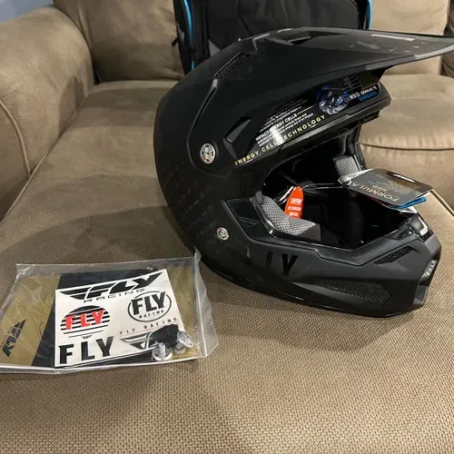 Fly Racing Formula Carbon Helmet. Size:Large