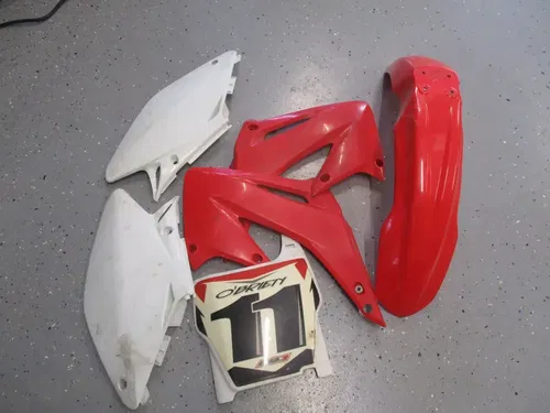 2004 HONDA CR 125 PLASTICS KIT SHROUD PLATES FENDERS, FITS 04, M203