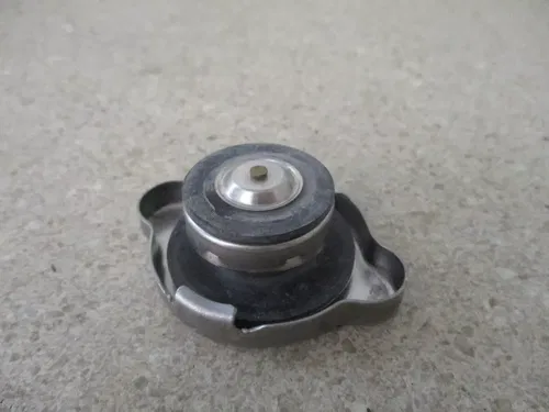 HONDA CRF 250R CRF250 RADIATOR CAP GENUINE, FITS ALL CRF, M210