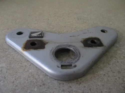 HONDA CRF 50 XR50 GENUINE TOP CLAMP BAR MOUNT, FITS ALL, M239-1