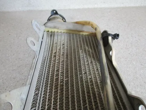2006 KAWASAKI KX250F FILL SIDE RADIATOR, RIGHT SIDE RAD OEM, 39061-0055, MX81