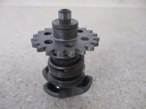 2005 YAMAHA YZ 125 POWERVALVE GOVERNOR ACTUATOR GEAR, M209