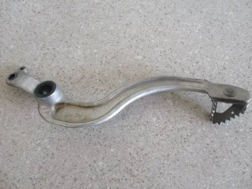 2006 HONDA CRF 450R REAR BRAKE PEDAL, BACK BRAKE LEVER ARM, 46510-MEN-730, MX42