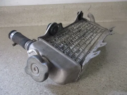 2004 YAMAHA YZ 125 FILL SIDE RADIATOR, RIGHT SIDE RAD W/ CAP, FITS 02-04, M230
