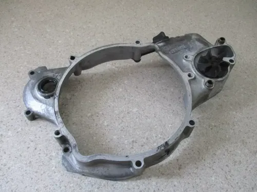2001 SUZUKI RM250 INNER CLUTCH COVER RIGHT SIDE, FITS 01-08, 11341-37F20, M127