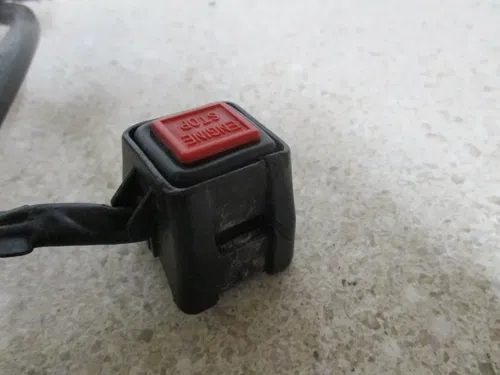 2005 YAMAHA YZ250 KILLSWITCH ENGINE STOP BUTTON OEM, 1C3-83976-00-00, M106