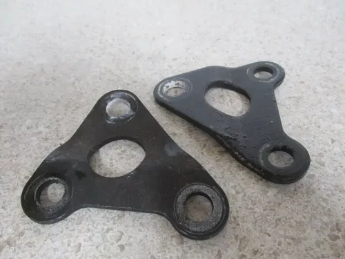 2007 SUZUKI DRZ 125L UPPER MOTOR MOUNT PLATE HANGERS SET, 41991-08G00, M151