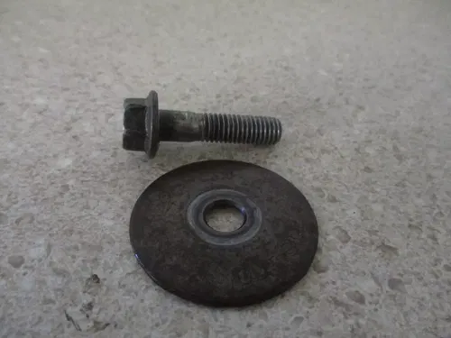 2003 HONDA CR 125 FRONT SPROCKET BOLT W/ SPACER 8X33, FITS 03, MX43