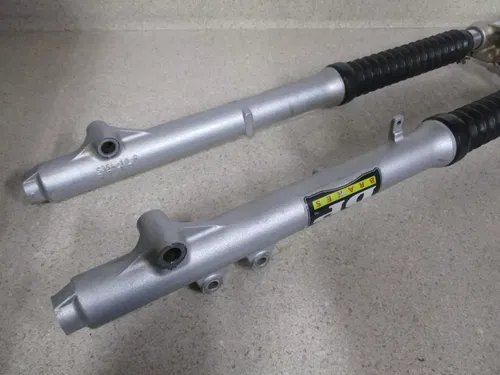 2004 SUZUKI DRZ 125L FRONT FORKS W/ BBR MOTORSPORTS HD SPRINGS, M152