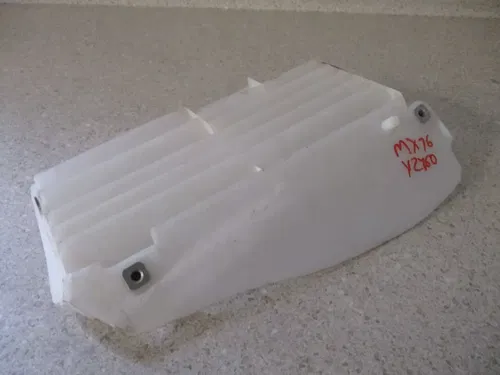 2014 YAMAHA YZ450F RIGHT SIDE RADIATOR SHROUD LOUVER, FITS 14-18, MX76