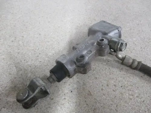 2016 KAWASAKI KX250F REAR BRAKE ASSEMBLY CALIPER MASTER COMPLETE WORKING, M143