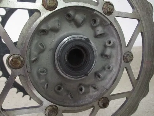 2004 YAMAHA YZ 125 REAR HUB W/ ROTOR, BACK HUB, FITS 99-25, M230