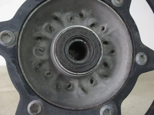 2004 YAMAHA YZ 125 REAR HUB W/ ROTOR, BACK HUB, FITS 99-25, M230