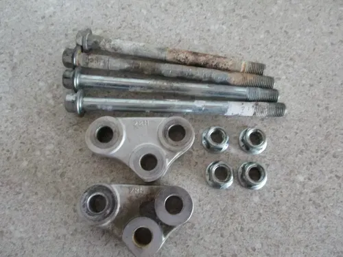 2013 SUZUKI RMZ 450 FRONT LOWER MOTOR MOUNT HANGERS ENGINE BRACKETS, MX97