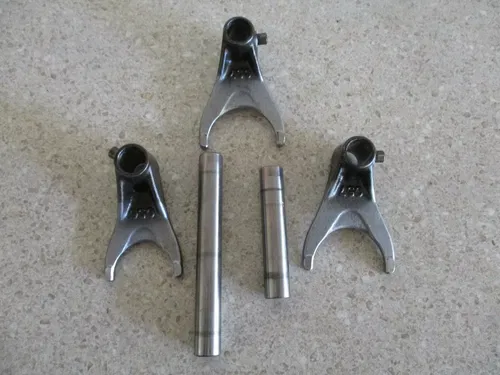 2011 KAWASAKI KX250F OEM SHIFT FORKS W/ ROD, 13140-0056, 13140-0057, MX69