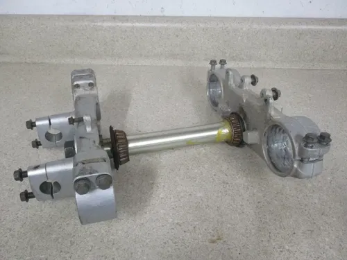 2000 YAMAHA YZ 125 TRIPLE CLAMPS STEERING STEM, TRIPLE TREES, M148