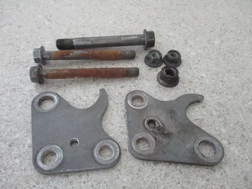 2005 KAWASAKI KX 250F FRONT LOWER ENGINE MOUNT HANGER BOLTS, 32190-0070, M164