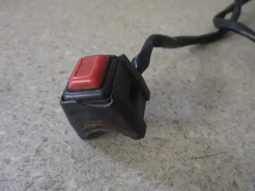 1990 SUZUKI RM 125 IGNITION KILL SWITCH ON/OFF BUTTON, FITS 89-91, M222