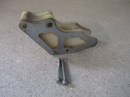 2014 KAWASAKI KLX 140 KLX140L REAR LOWER CHAIN GUIDE GUARD, FITS 08-24 M218