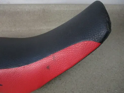 HONDA CRF 50 XR50 SEAT GENUINE, FITS ALL, M239