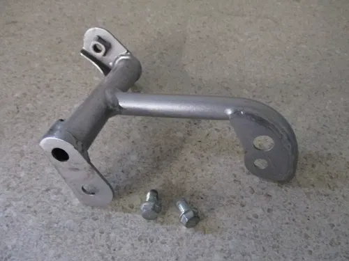 2014 KAWASAKI KLX 140 KLX140L LH SHROUD BRACKET STAY LEFT, FITS ALL, M218