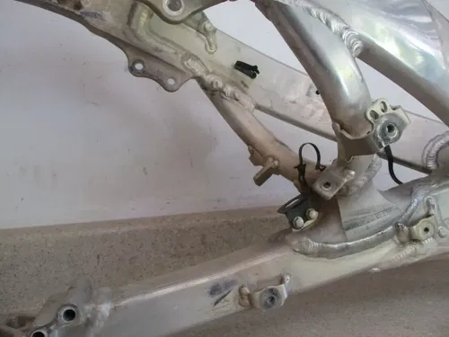 2011 KAWASAKI KX250F ALUMINUM FRAME CHASSIS, MAIN FRAME OEM, 32160-0403, MX69