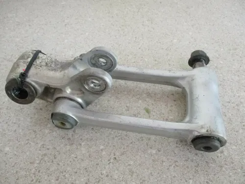 2003 YAMAHA YZ450F REAR LOWER LINKAGE ARM, DOGBONE LINK, DOG BONE OEM, MX46