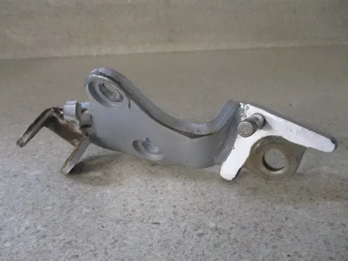 2022 HONDA CRF 125 FOOTPEG MOUNT LEFT SIDE PEG MOUNT BRACKET, FITS 19-25, M220