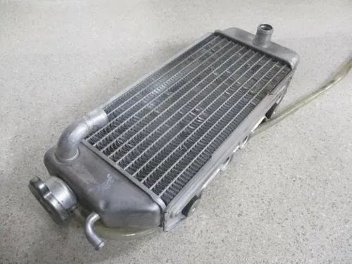 2016 KAWASAKI KX 250F FILL SIDE RADIATOR RIGHT SIDE RAD OEM, 39061-0168, M143