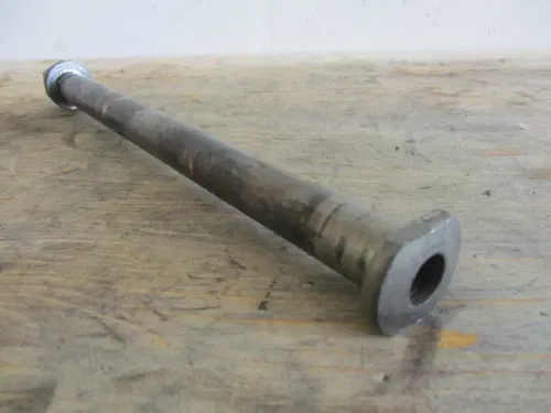 2007 HONDA CRF450 SWINGARM PIVOT BOLT, SWING ARM BOLT, 52101-KZ4-J40, MX13