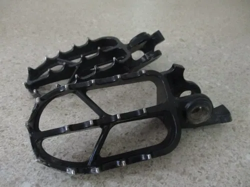 2020 HONDA CRF 250R FOOTPEGS PEGS SET GENUINE, MSC