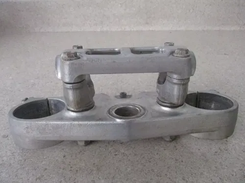 2013 SUZUKI RMZ 250 TOP TRIPLE CLAMP W/ BAR MOUNT, FITS 11-13, M210