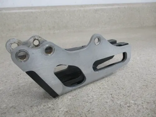 2017 HONDA CRF 450R REAR LOWER CHAIN GUIDE GUARD, 52147-MEN-J00, M140