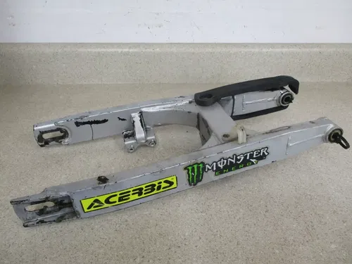 2003 KAWASAKI KX65 SWINGARM, SWING ARM REAR END, 33001-1634-CE, M111