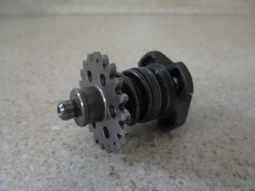 2004 YAMAHA YZ 125 POWERVALVE GOVERNOR ACTUATOR GEAR, FITS 82-25, M230