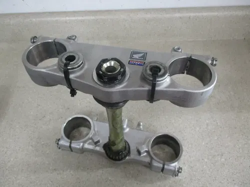 2017 HONDA CRF 450R OEM TRIPLE CLAMPS, TRIPLE TREES, 53219-MKE-A00, M140