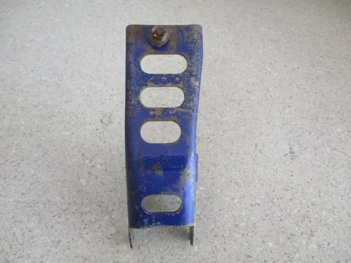 2003 YAMAHA TTR125 FRONT FRAME CRADLE STAY BRACKET HANGER, 5HP-21316-10-00, MX90