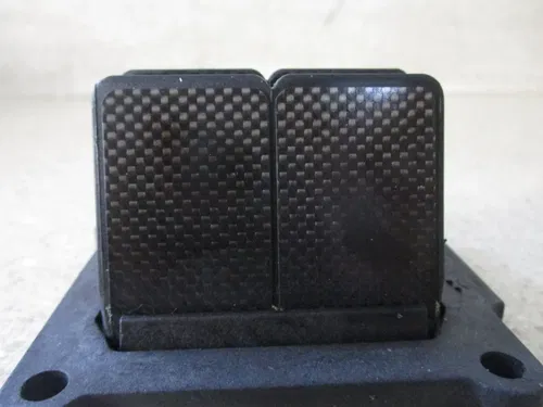 2004 YAMAHA YZ 125 VFORCE REED CAGE CARBON V-FORCE REEDS V302, FITS 95-04, M230