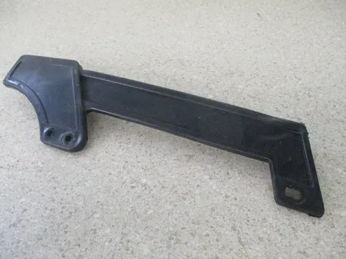2003 YAMAHA PW 80 ZINGER LOWER CHAIN GUARD PROTECTOR, FITS 85-06, M196