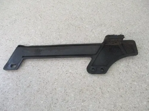 2003 YAMAHA PW 80 ZINGER LOWER CHAIN GUARD PROTECTOR, FITS 85-06, M196