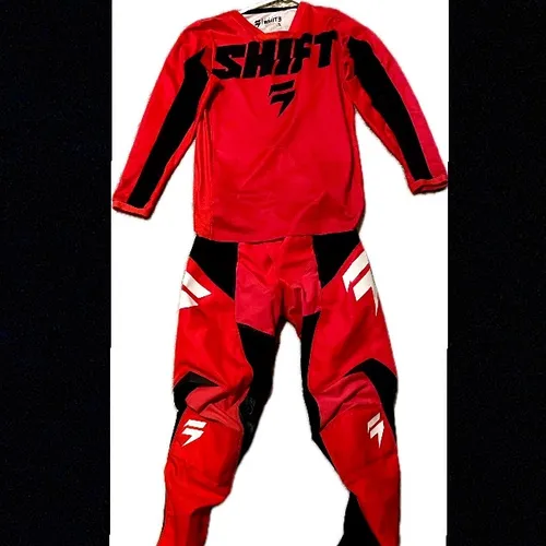 SHIFT Pants And Jersey YL 26
