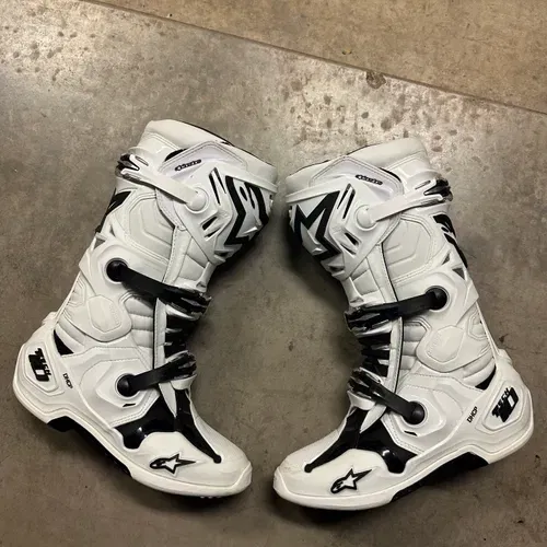 最高の tech10 Alpinestars Alpinestars tech10 size8 26cm- size8